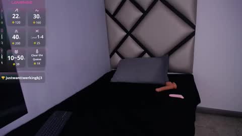 caty online show from December 16, 4:40 am