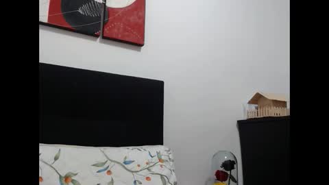 ceci online show from October 22, 3:00 am