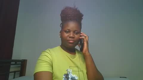 ceepretty25 online show from April 12, 9:34 am