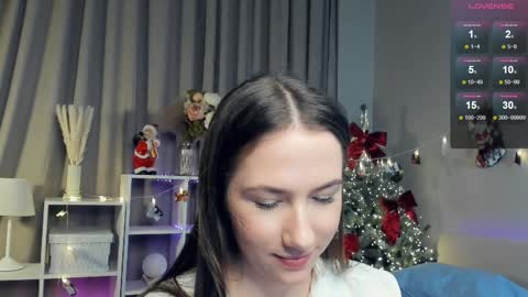 Josie Manesi online show from January 17, 7:38 pm