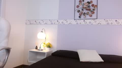 Celesste  online show from April 18, 11:35 am