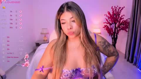 Snapshot of celeste_rosee_1 chatting on October 14, 10:01 pm Celeste  online show from October 14, 10:01 pm