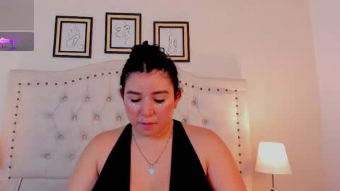 Snapshot of celeste_storms chatting on October 22, 12:32 pm CELESTE MIRANDA online show from October 22, 12:32 pm