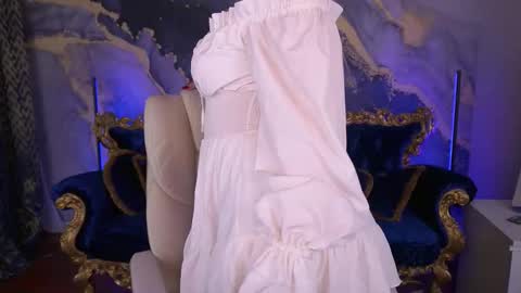 celestenoirr online show from September 24, 7:07 am