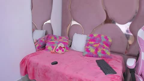 Natalia online show from December 15, 4:50 am