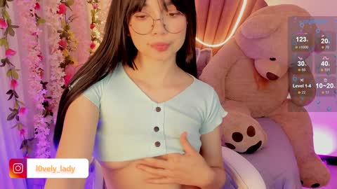 Snapshot of celestte_ruizz chatting on December 4, 1:03 am        700   110 p  online show from December 4, 1:03 am