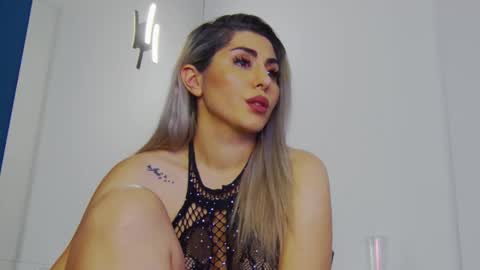 CelineMeyer online show from October 22, 5:45 am