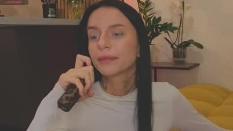 Livia online show from June 7, 9:32 pm