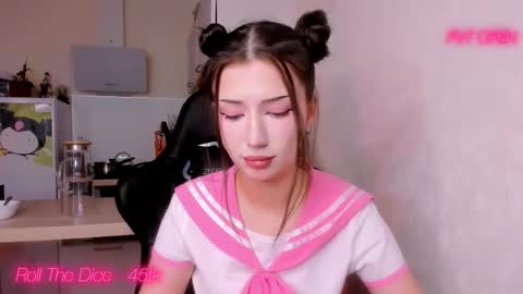 Holly online show from October 21, 10:52 am