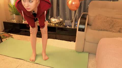 Ariel online show from February 18, 9:52 am