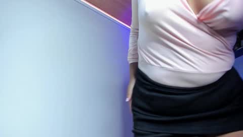 Snapshot of charlhot_ chatting on October 22, 3:06 pm charlhot_ online show from October 22, 3:06 pm