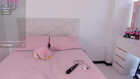    online show from April 1, 4:15 pm