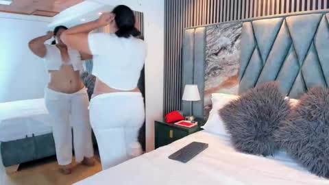 Charlott online show from December 2, 11:45 am