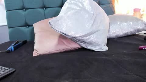 Charlott online show from October 30, 7:15 pm