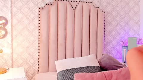   Charlotte  online show from January 18, 7:58 pm