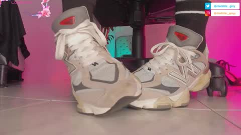 charlotte  grey online show from October 18, 9:05 pm