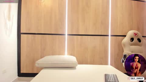 Charlotte colee online show from November 17, 11:55 am