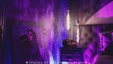 Charlotte online show from April 9, 3:28 pm