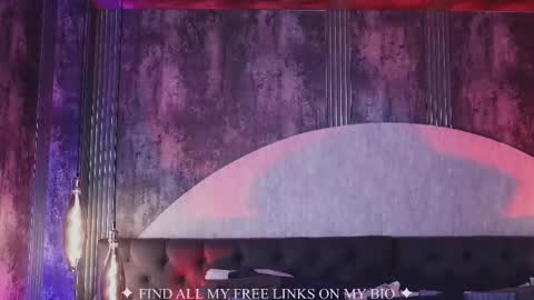 Charlotte online show from April 4, 5:34 pm