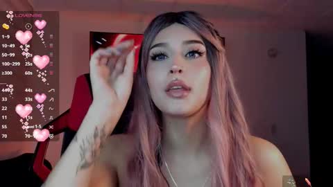 Charlotte  online show from November 10, 2:50 am