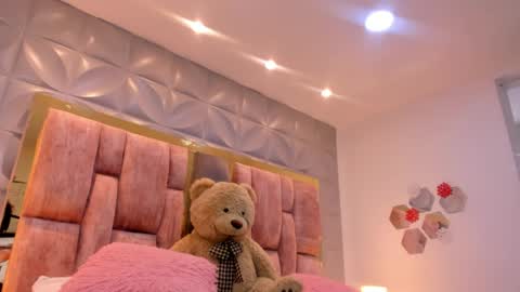 Charlotte Icee online show from April 10, 6:03 pm