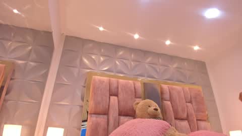 Charlotte Icee online show from April 13, 3:57 pm