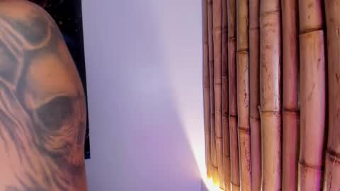 CHARLOTTE  online show from January 6, 6:00 pm