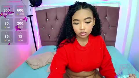 charlotte_walker1 online show from November 12, 3:10 pm