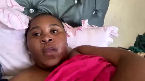 CharmainPhilly25 online show from December 5, 10:38 am