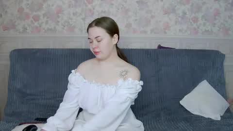 charming_lolla online show from January 24, 12:21 am