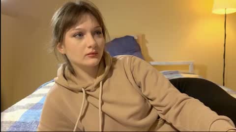 katie online show from November 30, 11:36 am