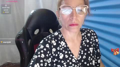 CHAYLA VICTORIA RUIZ  online show from April 14, 11:32 am