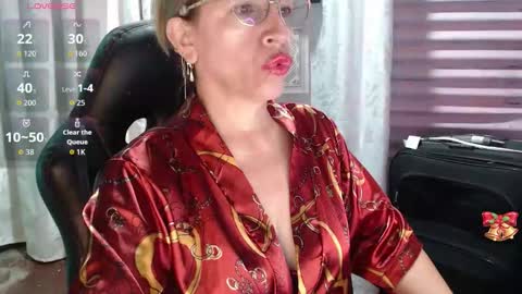 CHAYLA VICTORIA RUIZ  online show from February 14, 9:55 am