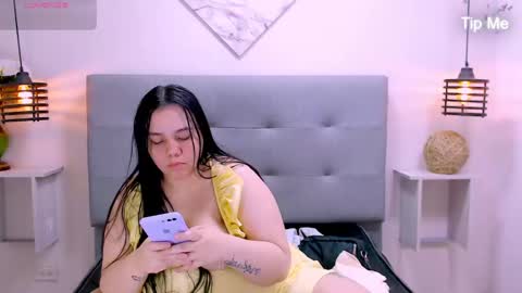 Snapshot of cheelsea_ chatting on January 15, 3:54 am cheelsea_ online show from January 15, 3:54 am