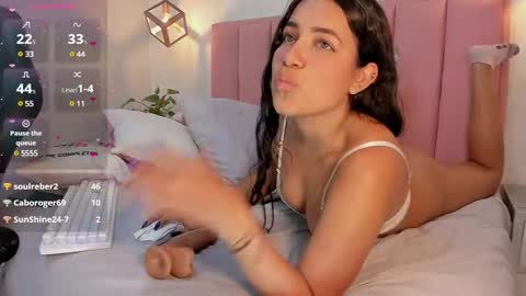 Snapshot of chelsyquinn chatting on March 7, 11:40 am Camila  online show from March 7, 11:40 am
