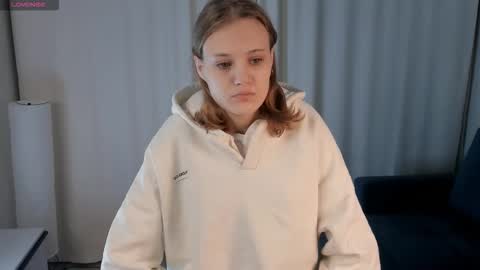 Anna online show from November 24, 11:01 am