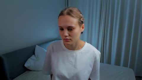 Anna online show from November 16, 11:10 am