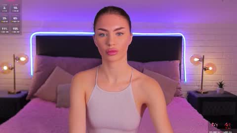 Cherry  Kiss online show from October 15, 7:05 pm