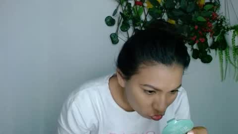 cherry online show from December 15, 12:38 am