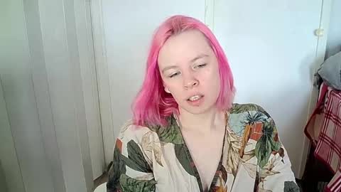 cherrybaby_0 online show from April 4, 7:40 am