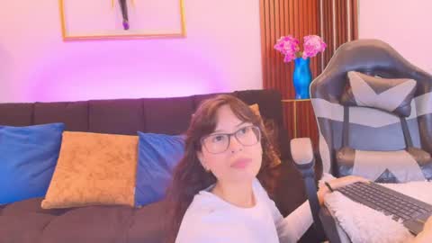 Cherry online show from April 13, 9:26 pm