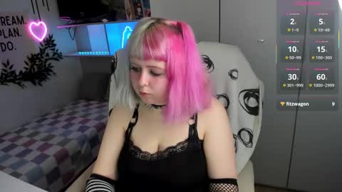 Sarah online show from February 20, 9:37 pm