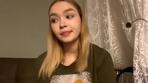 Lei online show from December 16, 2:34 pm