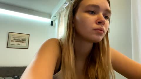 Lei online show from March 17, 7:34 am