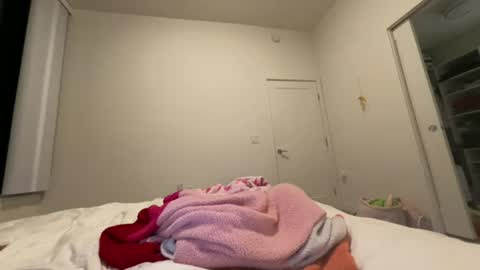 Cherry online show from August 9, 5:56 am
