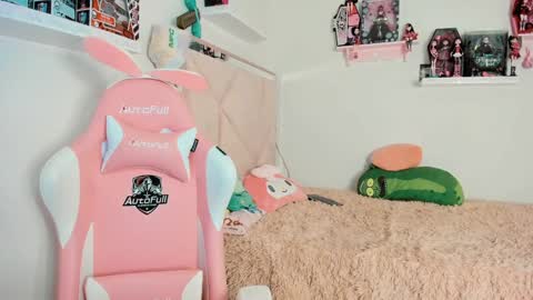 cherrycute666 online show from January 11, 4:38 am