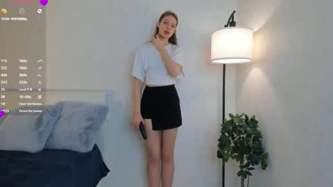 Loise online show from March 20, 5:18 pm