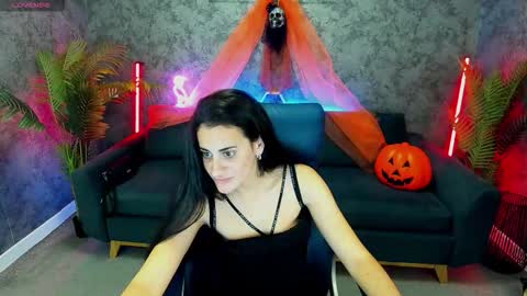 Sheri online show from October 28, 4:35 pm