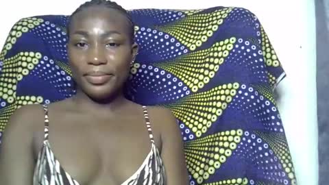 cherrywetpussy online show from December 18, 10:14 pm