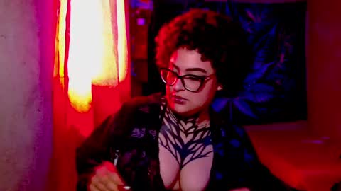 Caro 3 online show from October 16, 4:31 pm